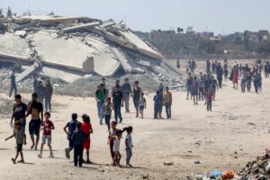 At least 17 aid seekers killed as Israel escalates attack on last major population centre in Gaza City