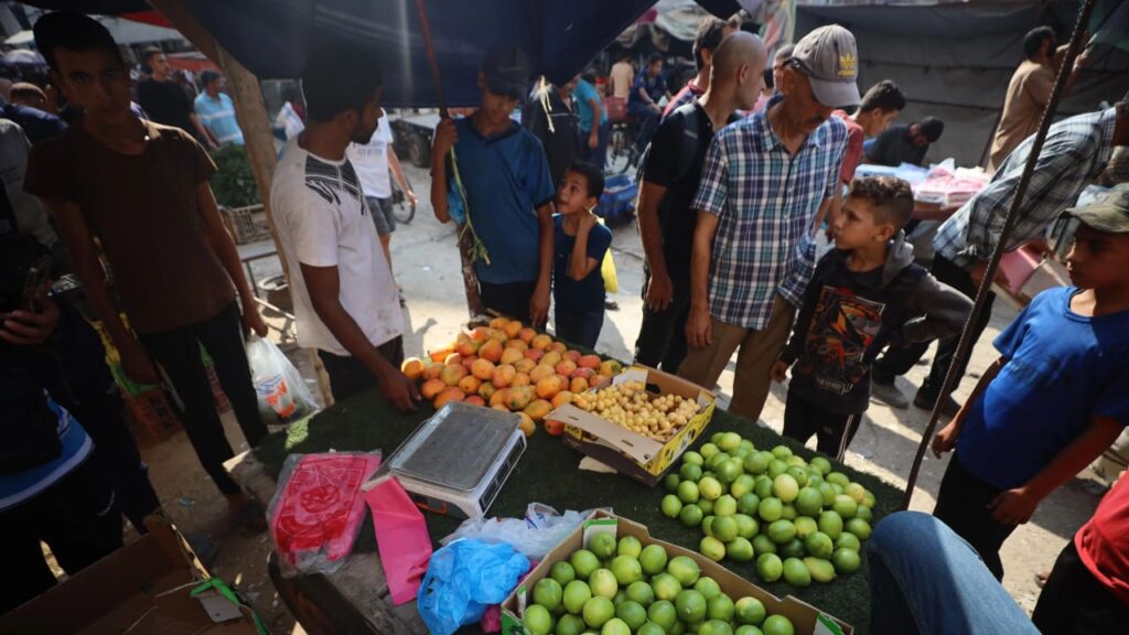 Prices plummet in Gaza as aid influx transforms markets