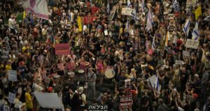 Israel prepares to move Palestinians to southern Gaza amid protest over war