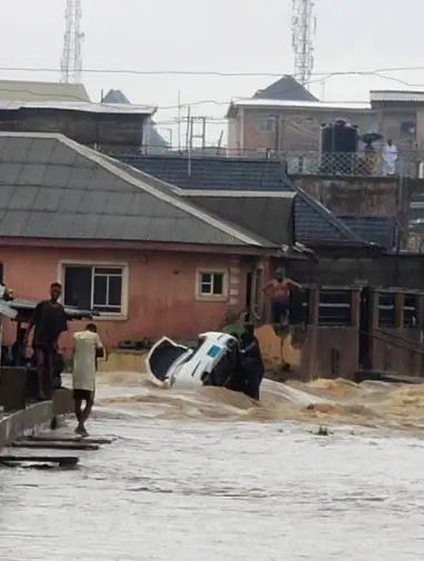 Flooding: Lagos govt issues evacuation warning to residents of Lekki, others