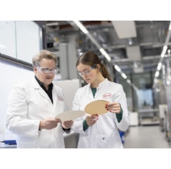 Sustainability that sticks: Henkel showcases recyclable and CO₂-reducing adhesives at Labelexpo Europe 2025