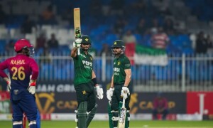 Pakistan win tri-series T20 match against UAE by 31 runs