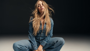 American Eagle Lauded for Not Apologizing or Pulling Ad