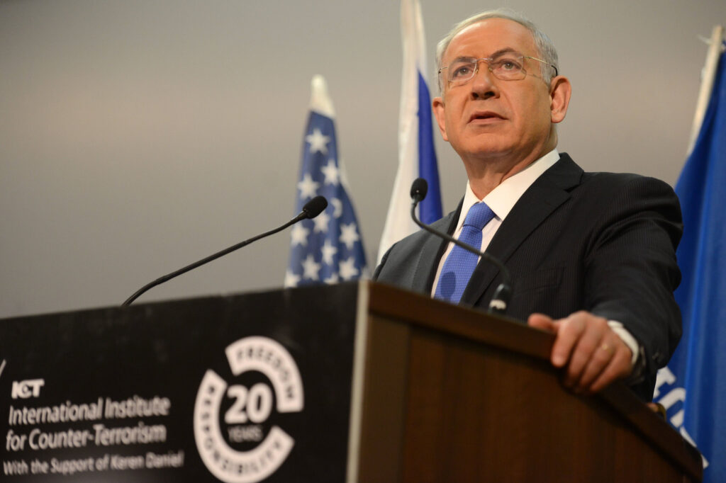 World News Israel: Benjamin Netanyahu Says Military Takeover is the ‘Best Way to End the War’