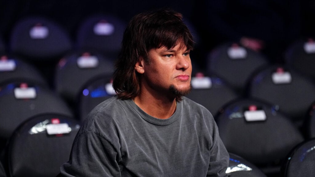 Theo Von has no clue why he’s the only celebrity who watches UFC prelims: ‘Crazy to me’