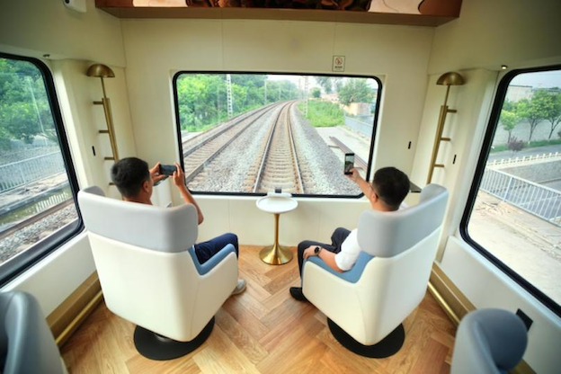 Unique New Sightseeing Train Between Beijing-Tianjin-Hebei Opens
