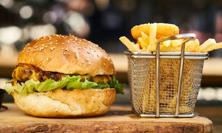 One of America’s Youngest Franchise Founders Joins Forces with New Franchisee to Bring Flavor-Forward MF Gyros & Burgers to Delaware