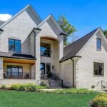 Buyers, Take Note: Mortgage Rates Are Falling, Home-Price Growth Is Cooling and Supply Is Outpacing Demand