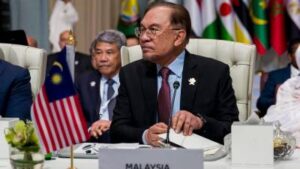 Malaysia demands severe punitive actions against Israel at OIC summit