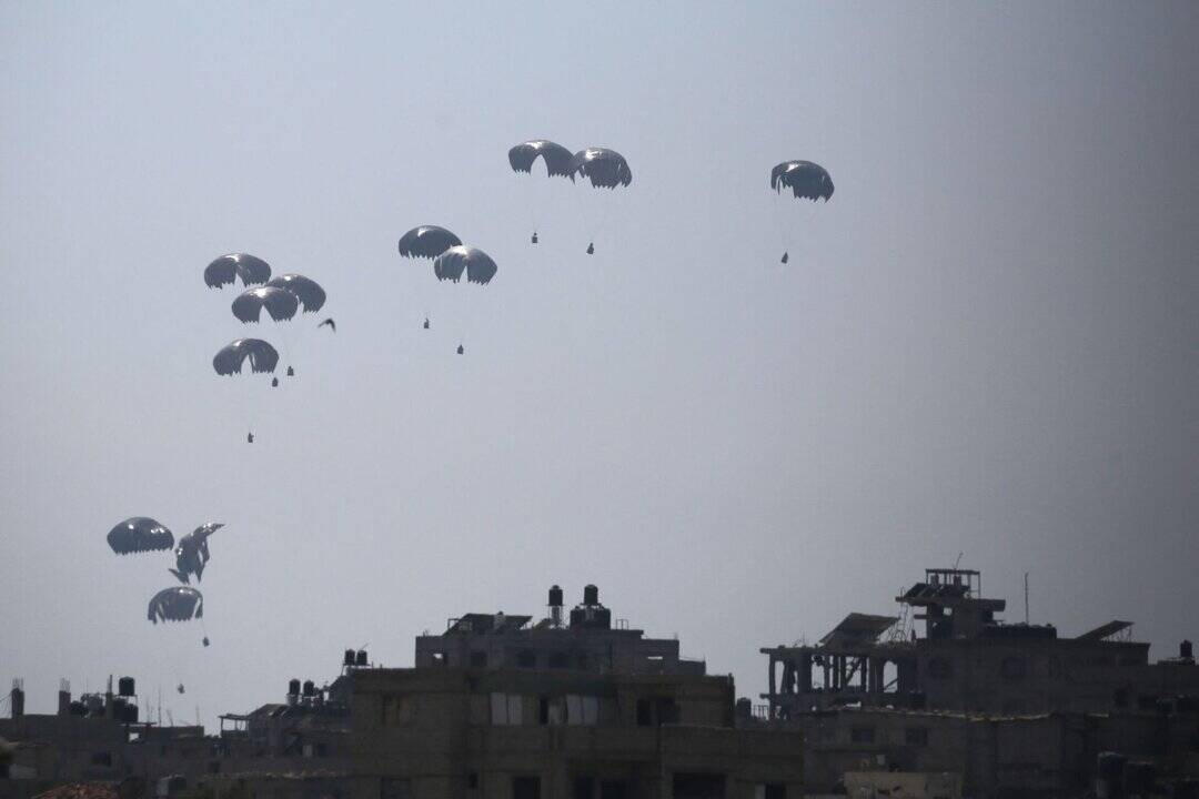 Spain Airdrops 12 Tons of Food Aid into Famine-Hit Gaza