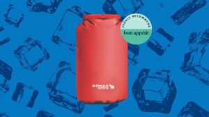 The IceMule Is a Must for Picnics, Road Trips, and Farmers Markets