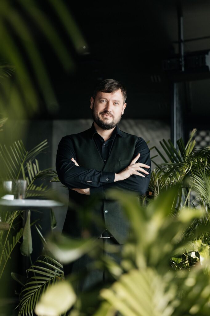 Uncorking champagne trends with Roman Tanasiev