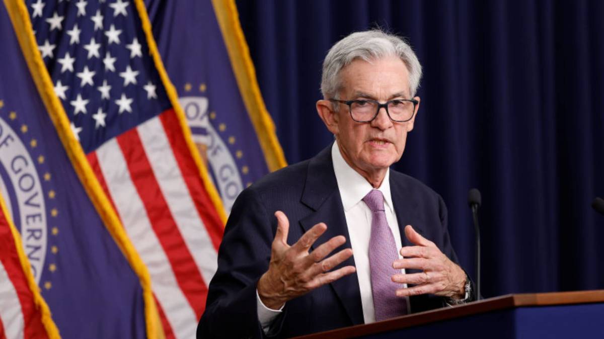 Jobs crisis drives Fed to historic interest-rate vote as inflation rises