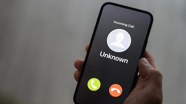 Breaking Through the Noise: How Caller ID Technology is Transforming Contractor Communication