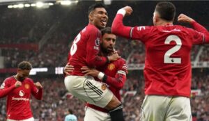 Man Utd grab late win against Burnley as Chelsea beat Fulham
