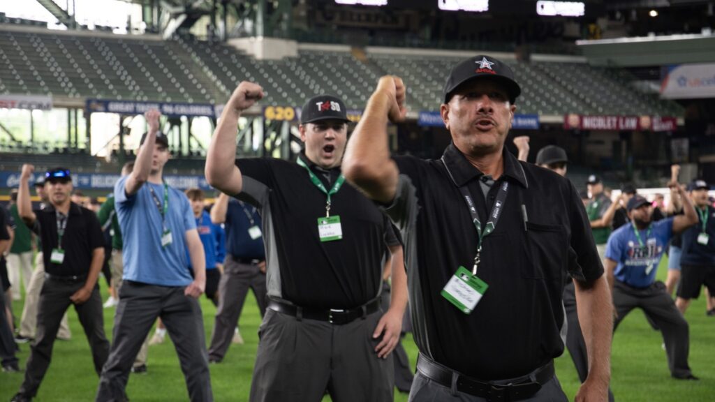 With replay review and ‘robot umps,’ who is still trying to become an MLB umpire?