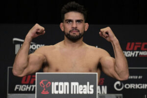 Kelvin Gastelum bombs on scale with massive Noche UFC weigh-in miss