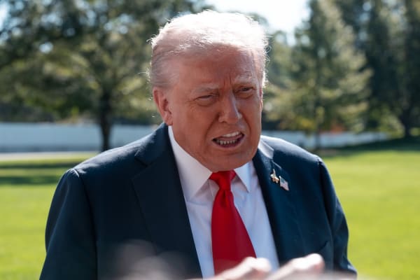 Trump threatens Hamas with ‘complete obliteration’ if terror group refuses to relinquish power in Gaza