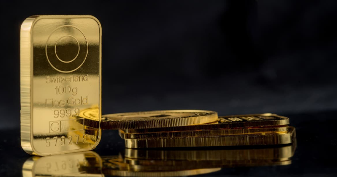 Gold climbs, records 4% weekly gain