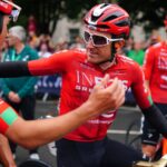 Geraint Thomas: 2018 Tour de France champion ends cycling career in emotional style in his home city of Cardiff