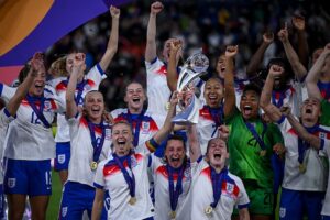 JULES BREACH: England’s Lionesses are a special group of players who showed their ‘never give up’ attitude to win Euro 2025… and the impact was huge in America too