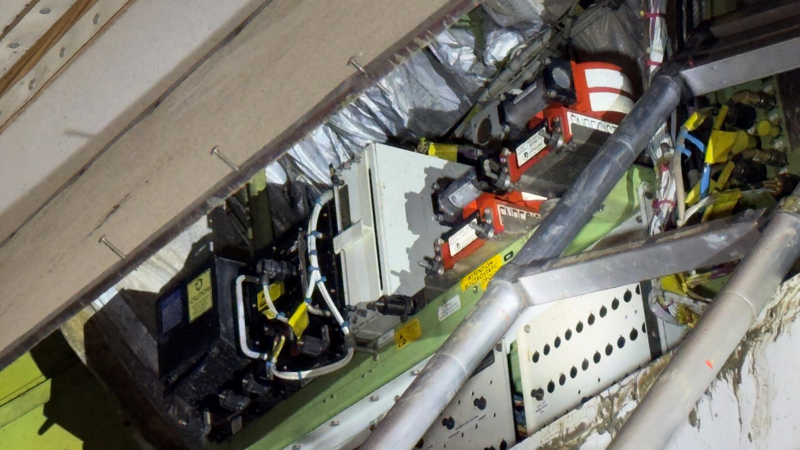 Latest developments in investigation of accident involving B744 cargo aircraft deviating from North Runway after landing and ditching into sea (with photos)