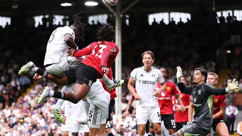 Iwobi assist helps Fulham hold Man Utd as Palace, Forest also draw