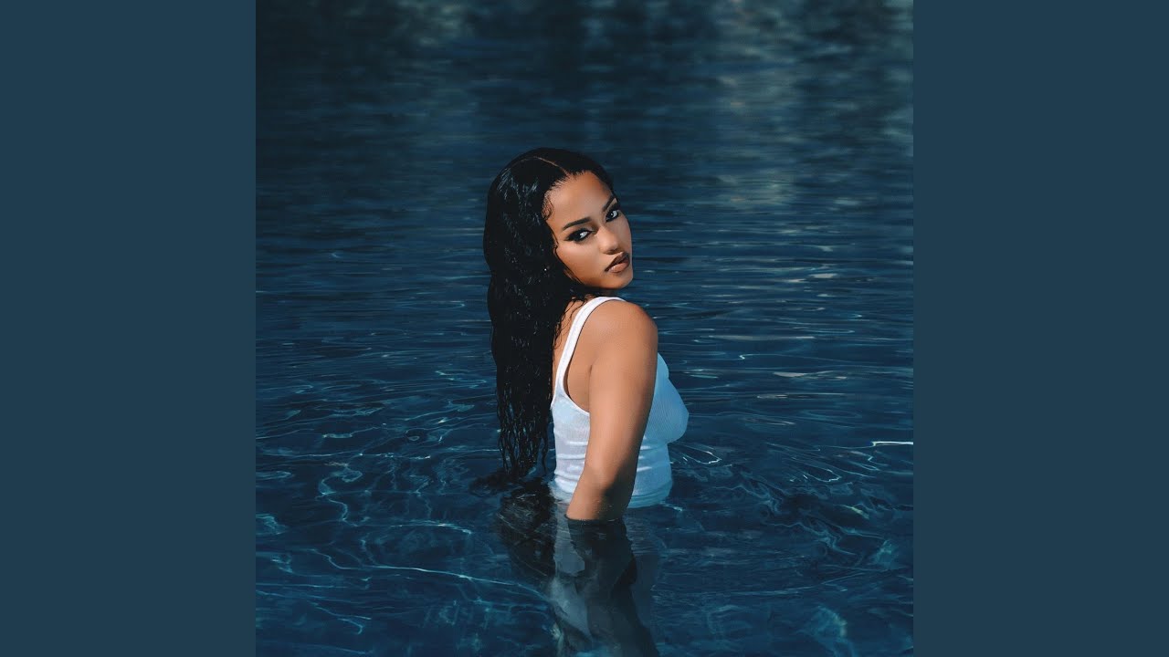 Zee Nxumalo teams up with Skillz and Sykes for “Mamma”