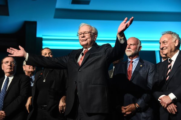 Warren Buffett turns 95. Here are his 5 best stock market bets — and his 5 worst