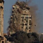 Israeli Ground Invasion Pushes Further Into Gaza City Ahead Of Netanyahu-Trump Meeting