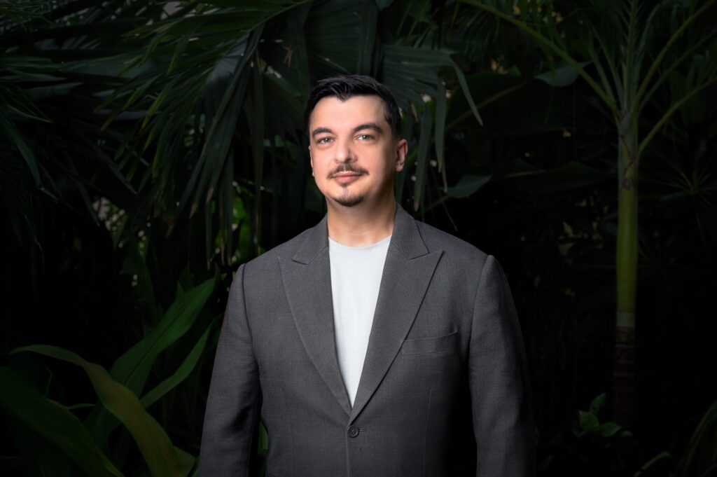 Mastering cocktails with Claudiu Mnerau, beverage manager of Bâoli Dubai