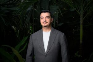 Mastering cocktails with Claudiu Mnerau, beverage manager of Bâoli Dubai