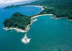 What to Pack for a Week in Costa Rica’s Pacific Coast