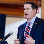 Democrats’ generational battle fuels contentious primaries: From the Politics Desk