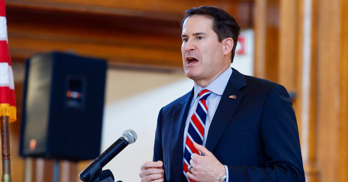 Democrats’ generational battle fuels contentious primaries: From the Politics Desk