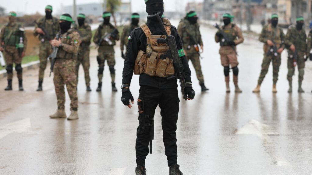 Presence of armed anti-Hamas groups growing in Gaza, reports indicate