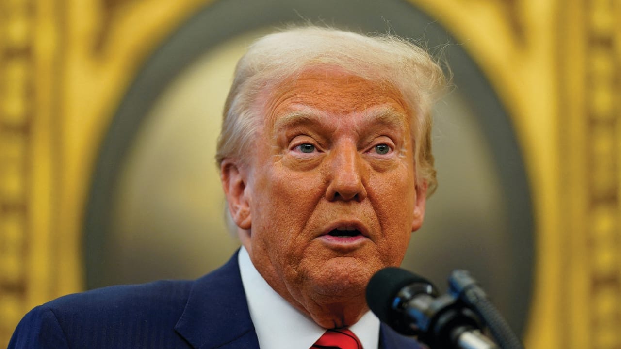 Trump says fewer than 20 hostages still alive, Gaza City op. may save them