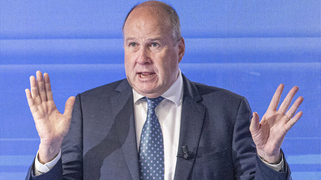 Colin Sheridan: Smear v journalism — One intends to wound, the other to inform