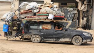 Driven by low morale, Gaza City exodus threatens Hamas’s strategy, analyst says