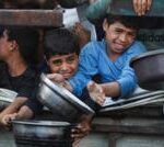 First sick children have left Gaza for UK