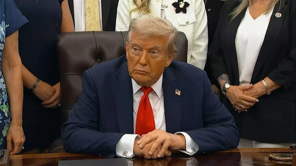 Is it legal for President Trump to rename the Department of Defense the Department of War?