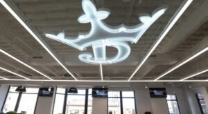 DraftKings enters new phase with Kalish exit, prediction markets launch