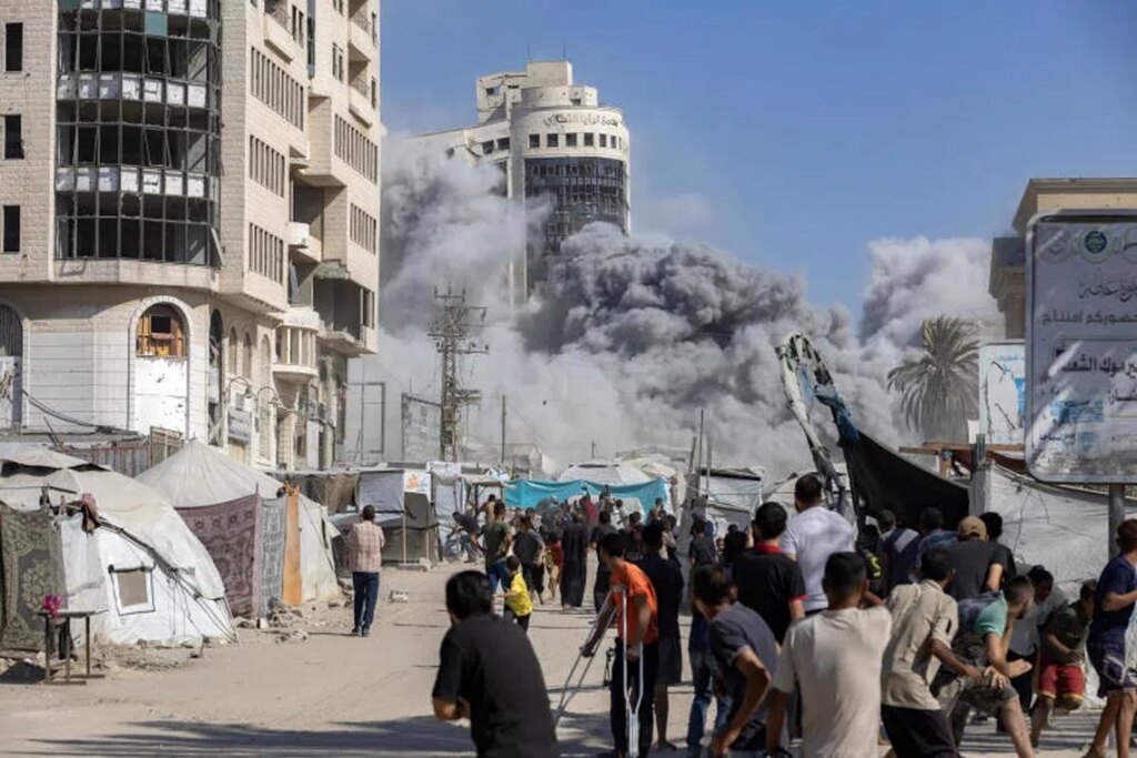 ‘Leave now’, Netanyahu tells Gaza City residents as assault intensifies