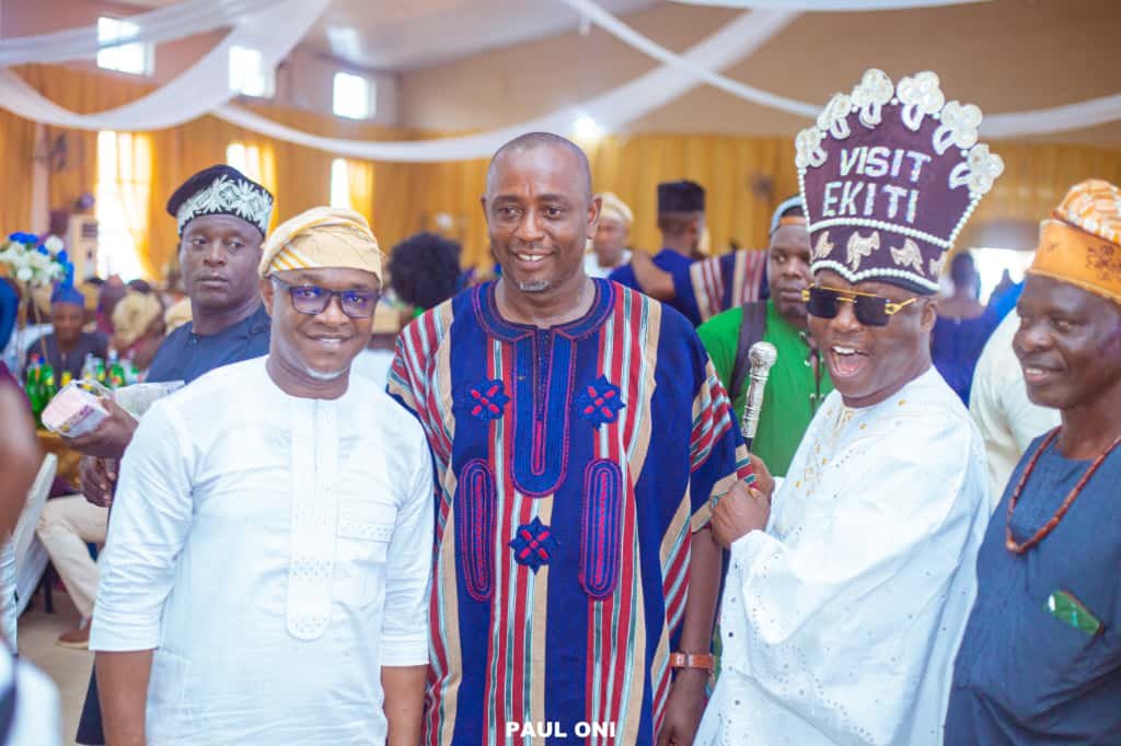 Ogbomoso stands still as Remi Oladoye buries mother in grand style