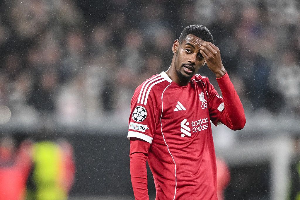 Is Alexander Isak injured this weekend? Premier League injury update