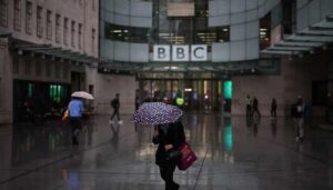 BBC chairman apologises for ‘error of judgment’ in Trump speech edit