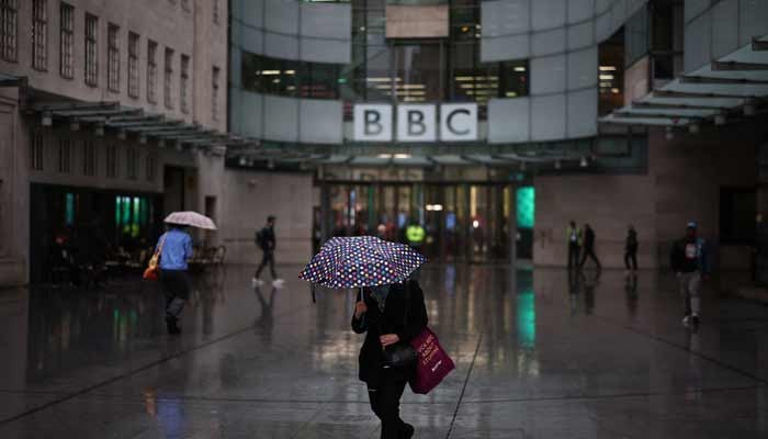 BBC chairman apologises for ‘error of judgment’ in Trump speech edit