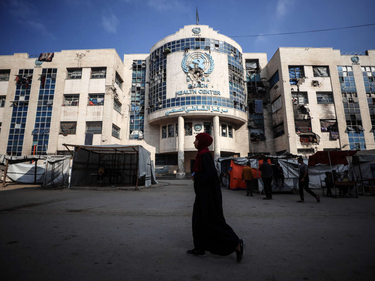 Amid Destroyed Health System, Gaza Sees Severe Outbreak of Autoimmune Disorder