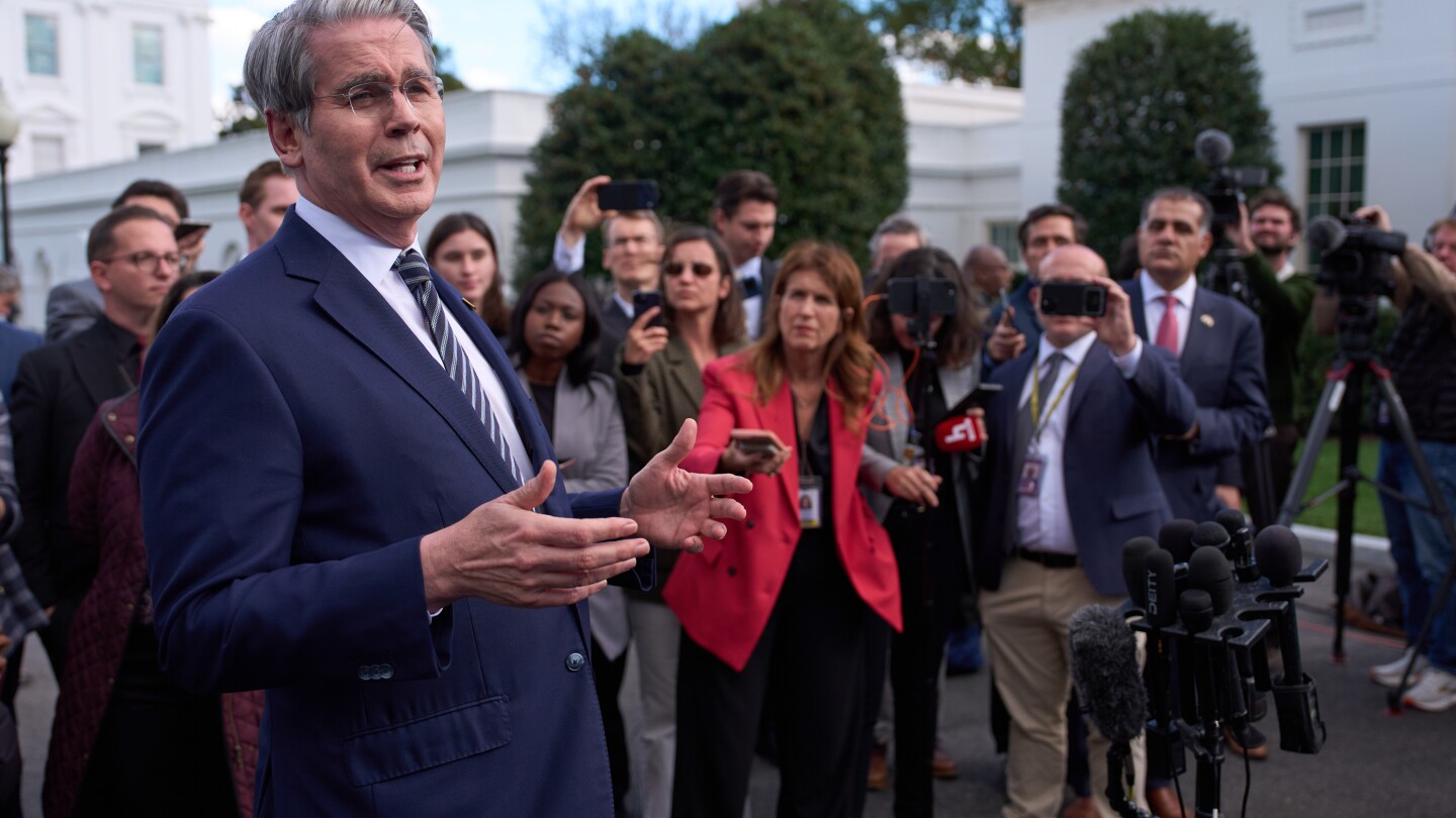 US hits $38 trillion in gross national debt