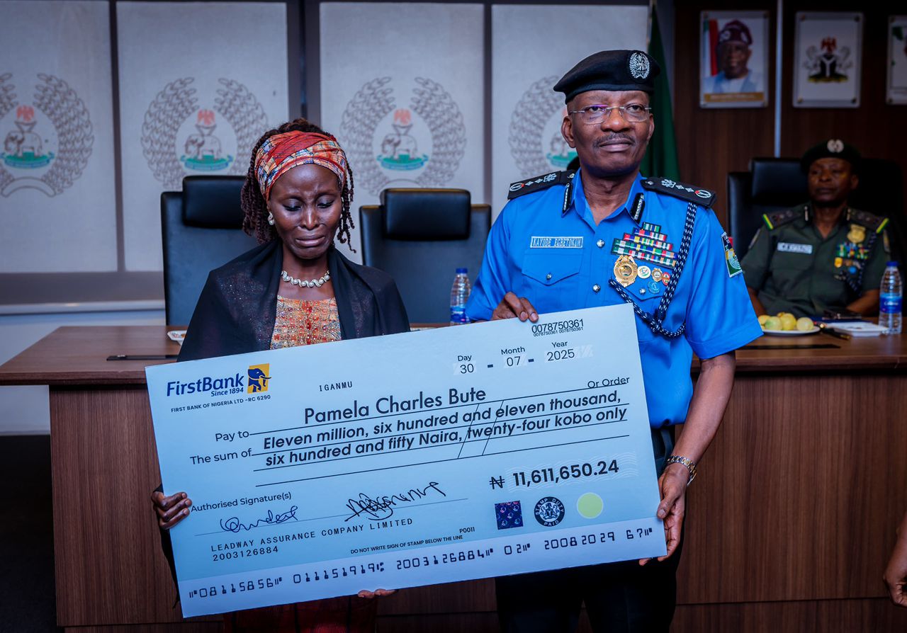 JUST IN: IGP Egbetokun disburses ₦2.1bn to families of over 1,000 fallen police officers